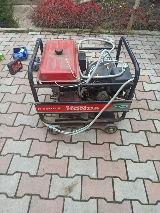 Прогдам генератор хонда 5.5 квт с автопуском при выключении света