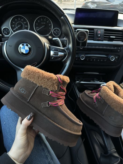 UGG Funkarra Platform lowmel tazz