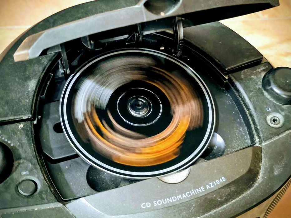PHILIPS Soundmachine AZ1048/12 CD: 900 грн. - Магнитолы и