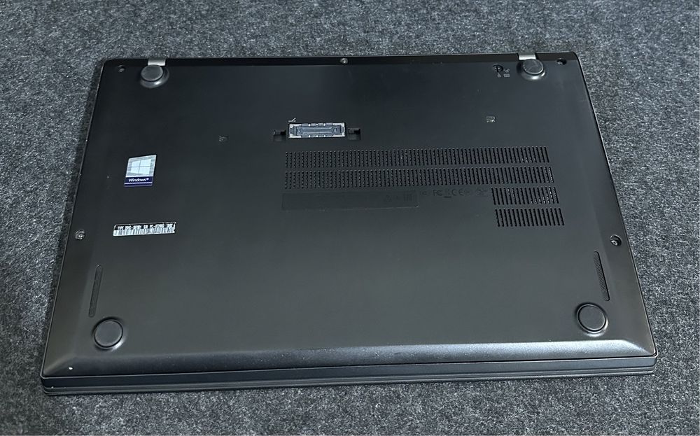 Lenovo ThinkPad T470s - i7 | 24GB RAM64354214798978122
