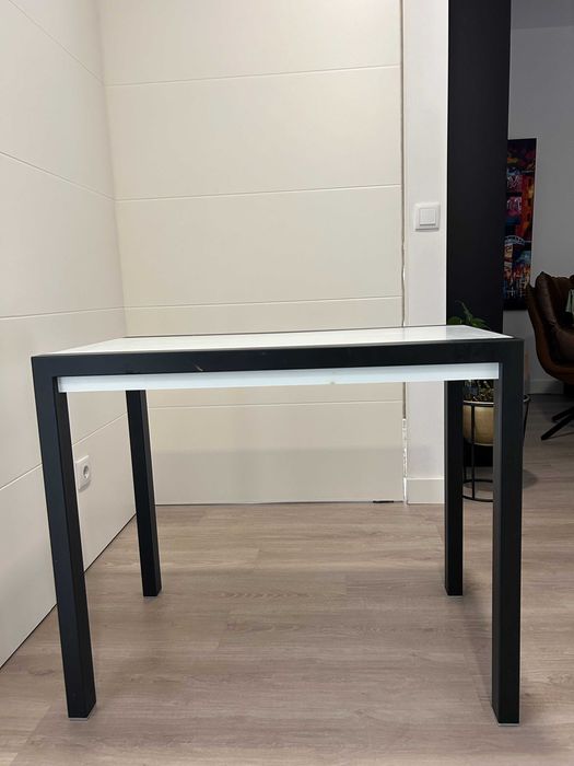 Mesa de cozinha extensível