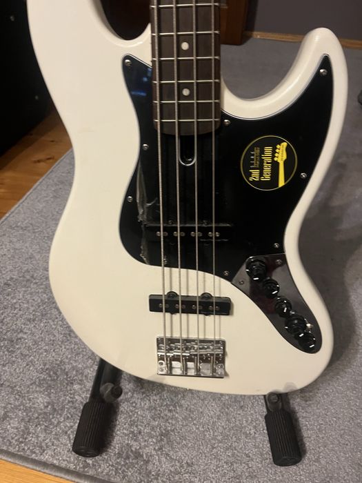 Gitara basowa marcus miller v3