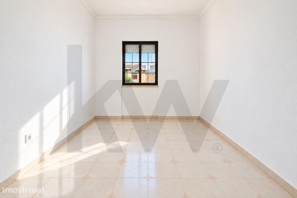 Apartamento T3 em Pinhal de Frades - Arrendamento