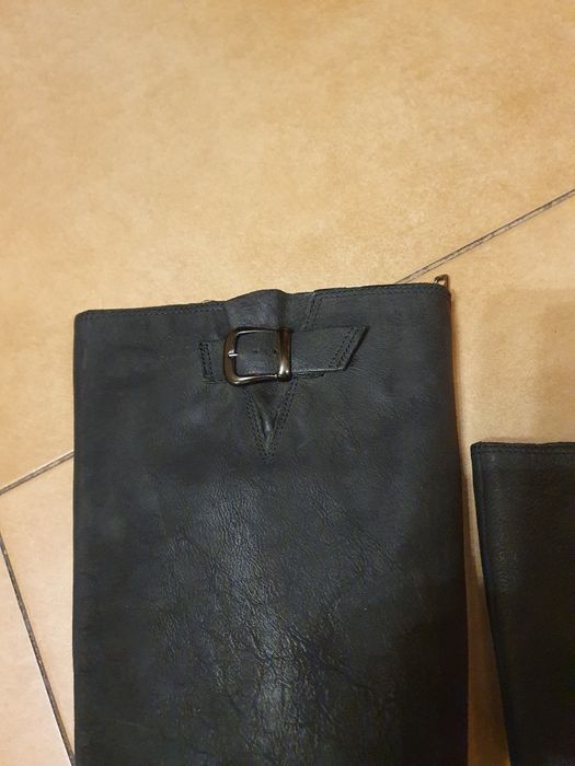 Sprzedam kozaki zamszowe