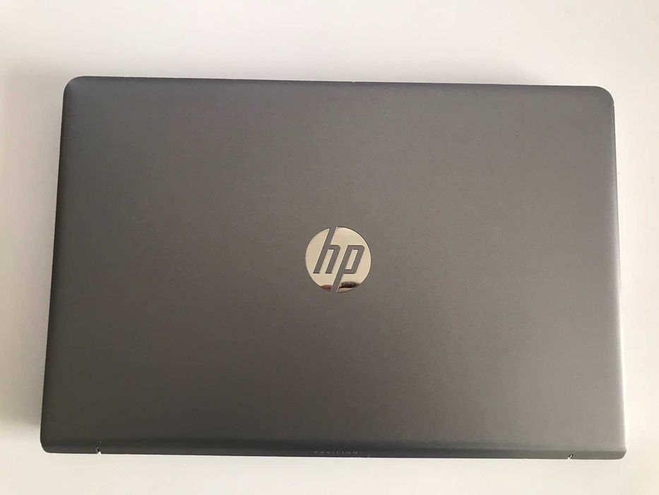 Ноутбук HP Pavilion 15-cc123cl / i5-8250U 16GB SSD 250GB 15.6" Touch