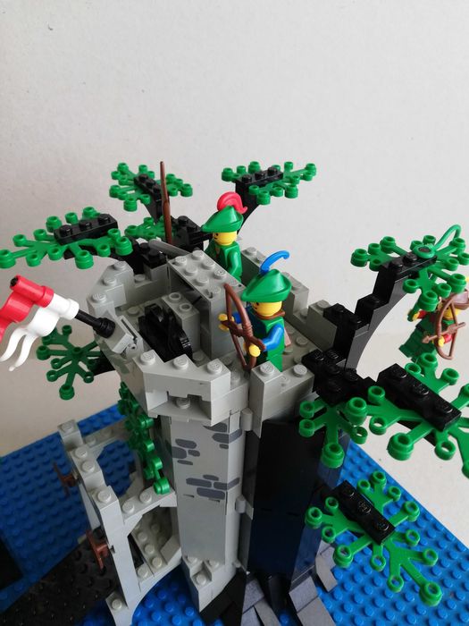 Lego Castle 6077 Forestmen's River Fortress