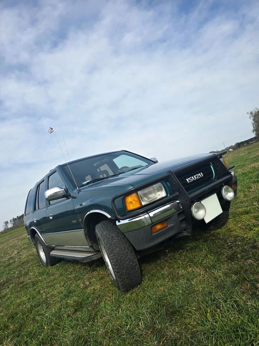Isuzu  Isuzu Romeo 1995 3.2 V6 – rzadki model, do negocjacji