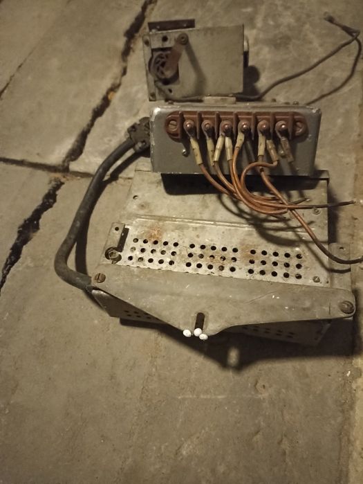 Блок питания,регулятор напряжения