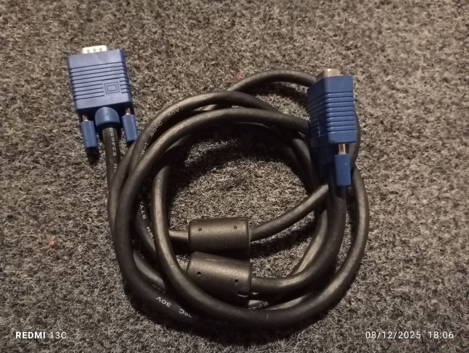Cabo de ligação para PC
