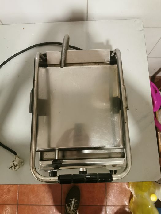 Grelhadora / Prensa Profissional – Aço Inox –