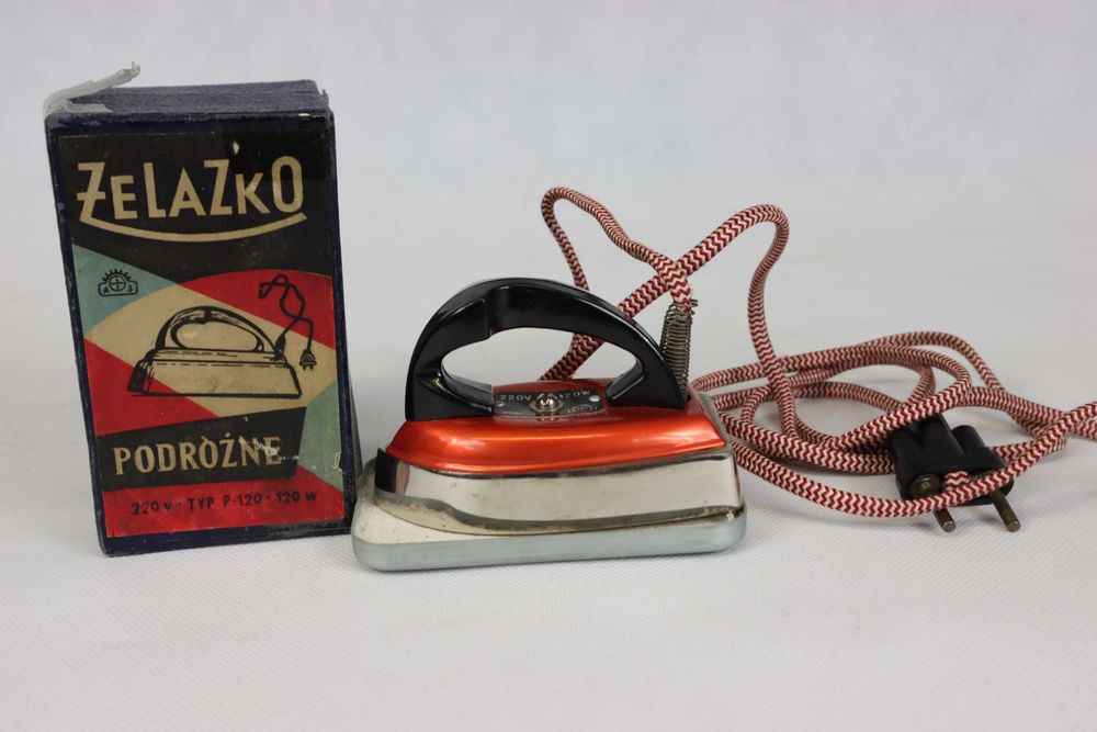 Żelazko podróżne  P-120  PRL