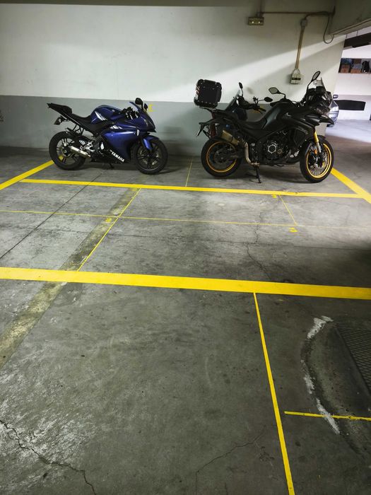 Aluga-se lugar de garagem para viaturas