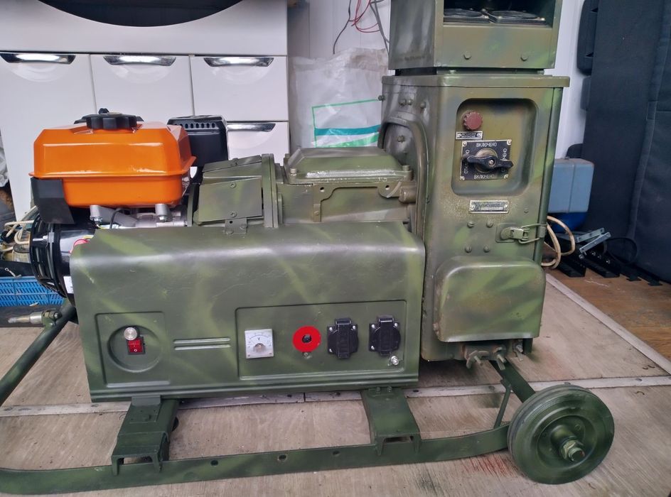 Продам бензогенератор