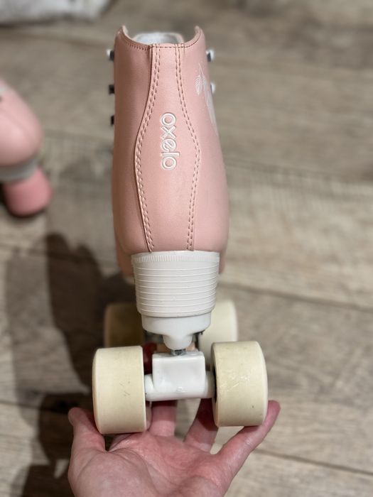 Продам Роликові ковзани б/у Oxelo 8503716 рожеві 38р.