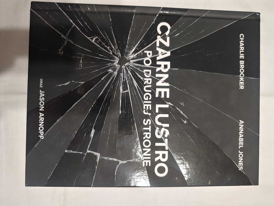 Czarne lustro po drugiej stronie