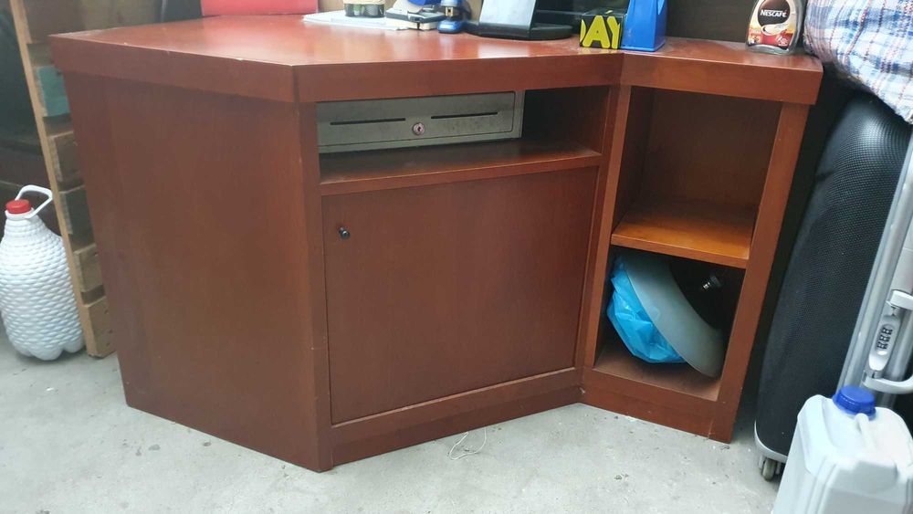 Movel de canto em cerejeira como novo