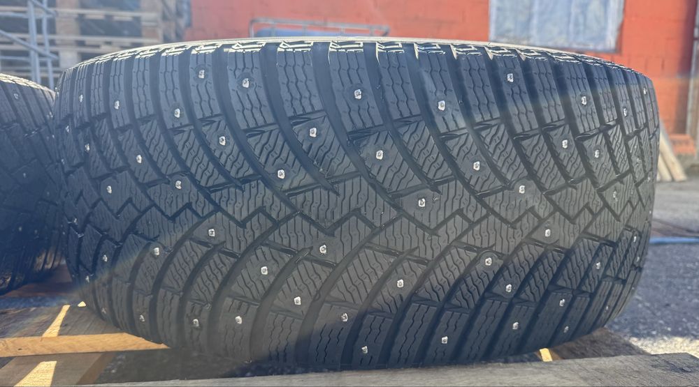 Як нові автошини Pirelli Scorpion Ice Zero 2 285/45 R21 113H XL (шип)
