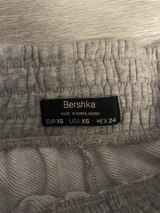 Calças de fato de treino Berska tamanho XS