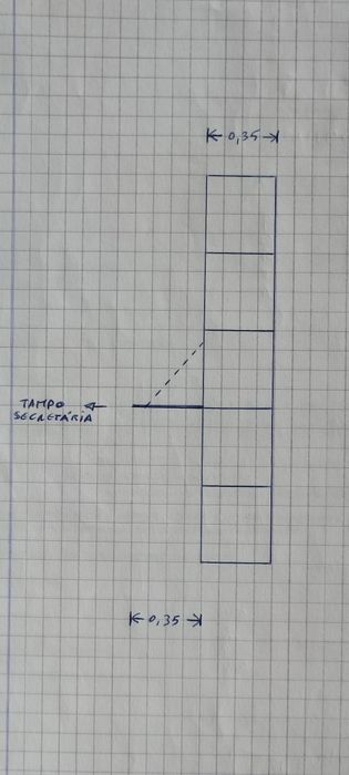 Secretária com arquivo, arrumação ou aparador.