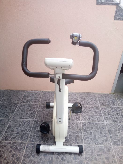 Bicicleta Fixa Exercício