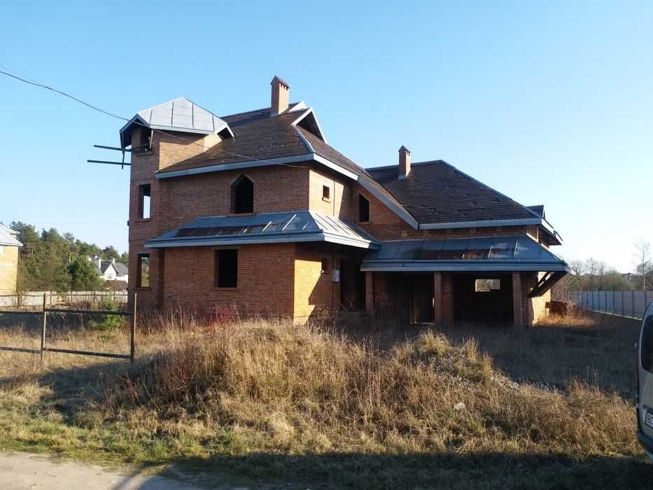 Будинок біля Львова | 5 км | 15 соток | Газ, світло