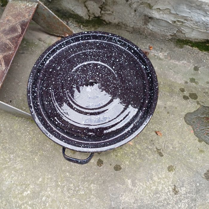 Виварка поливана