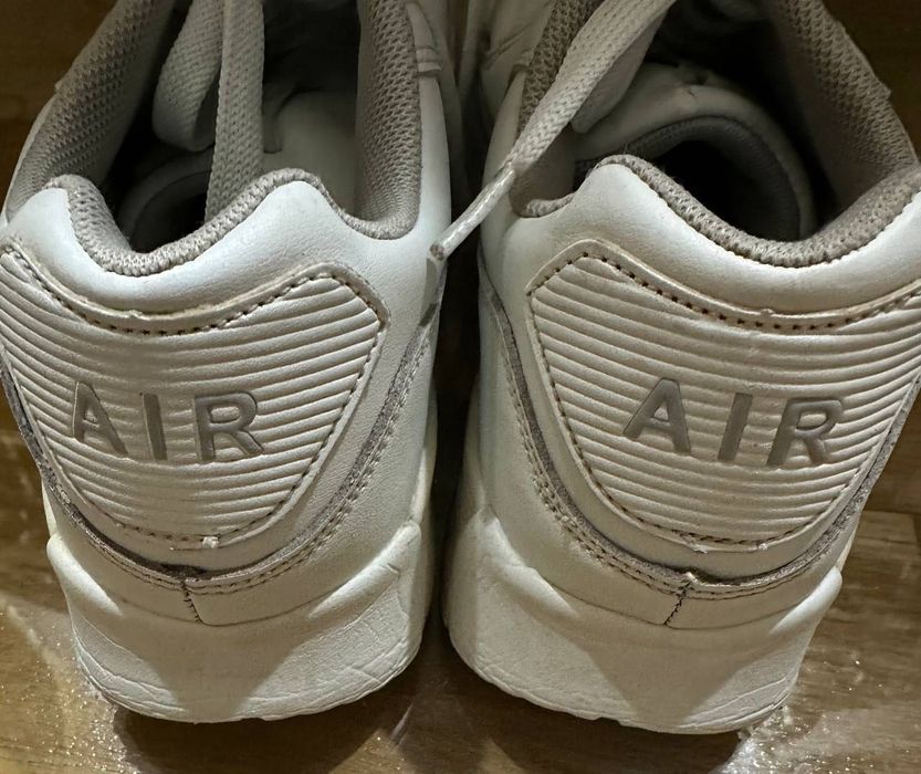 Кросівки Nike Air жіночі 38
