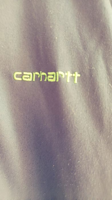 Casaco confortável usado mais na primavera