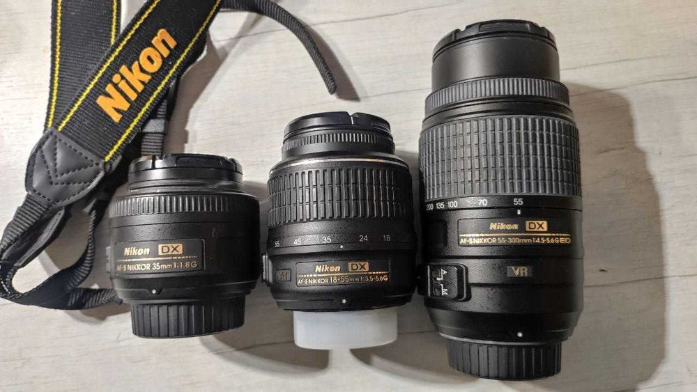 Дзеркальний фотоапарат Nikon D5100 + 3 об'єктиви