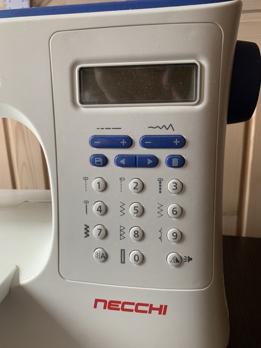 Компʼютерна  Швейна машина Necchi 103D