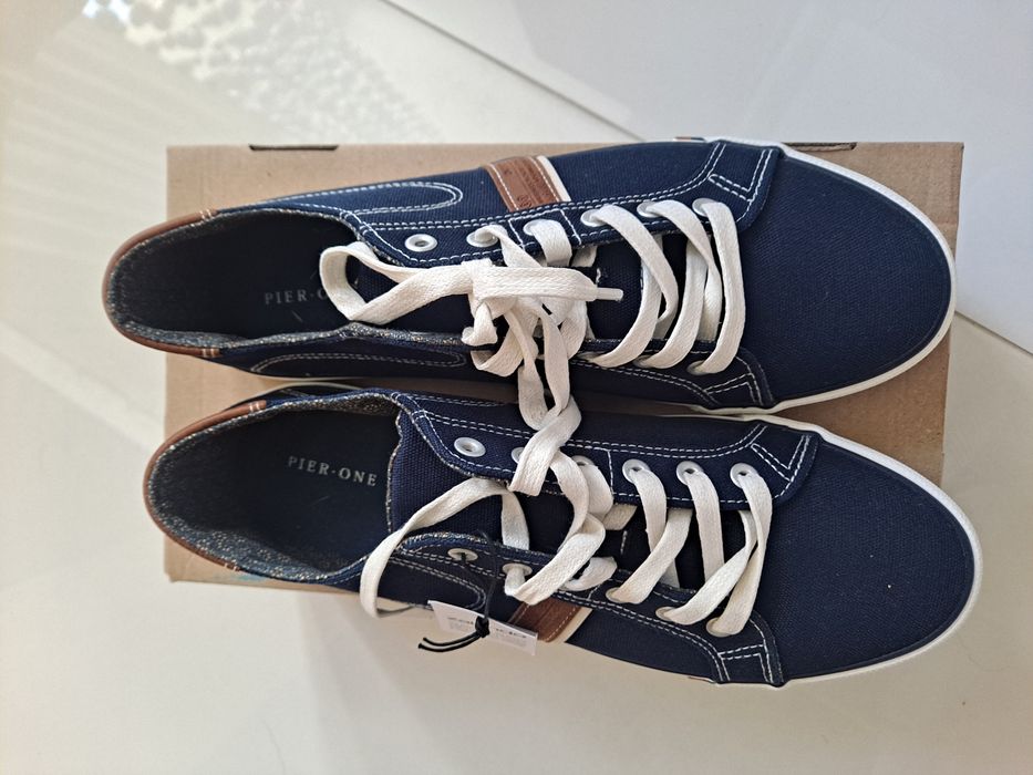 NOWE Sneakersy męskie Pier One r.43