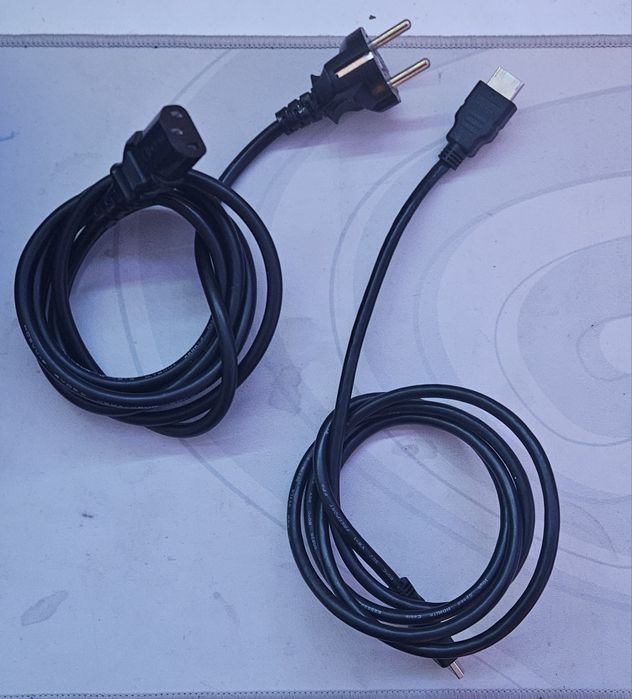 Konsola PS4 pro, 1TB + 8 gier w zestawie