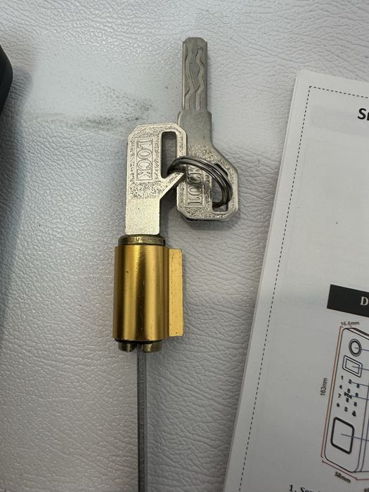 Smart zamek Bluetooth RFID odcisk palca kod PIN aplikacja