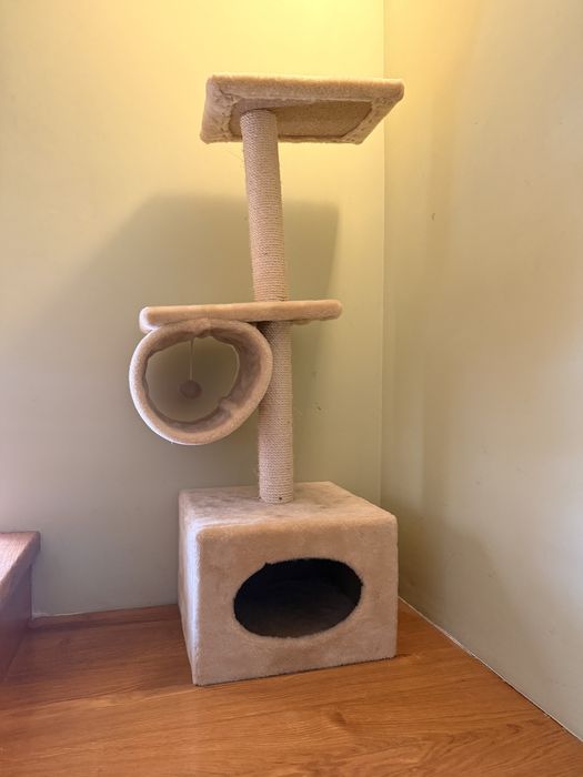 Лежанка для котика