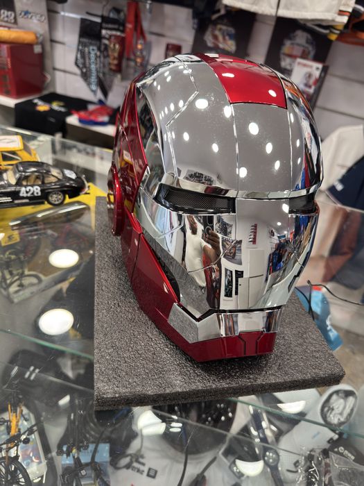 Mascara electronica Iron Man. Nova