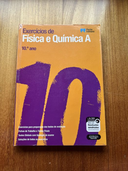 Livro Exercícios de Física e Química 10
