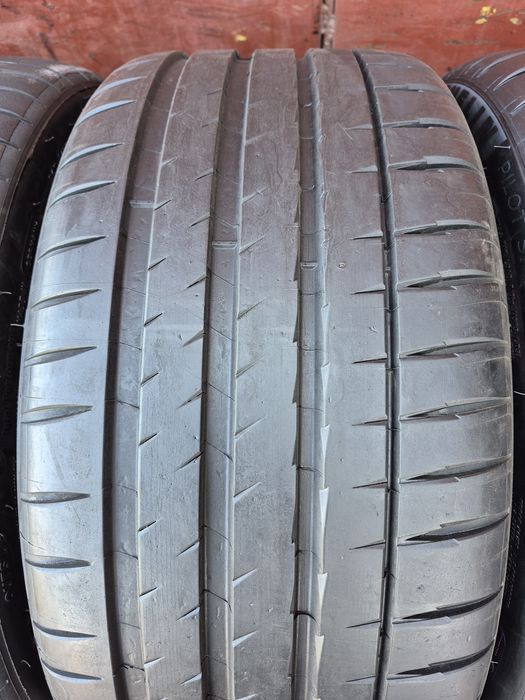 255/35/19 R19 Michelin Pilot Sport 4S літо 4шт ціна за 1 шт