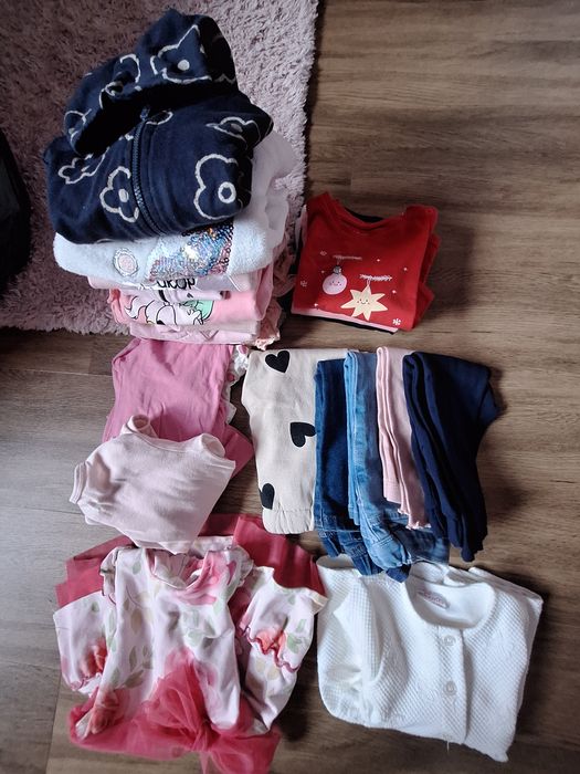 Zestaw ubrań dla dziewczynki