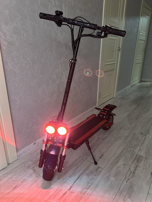 Електро самокат Tesla 30000