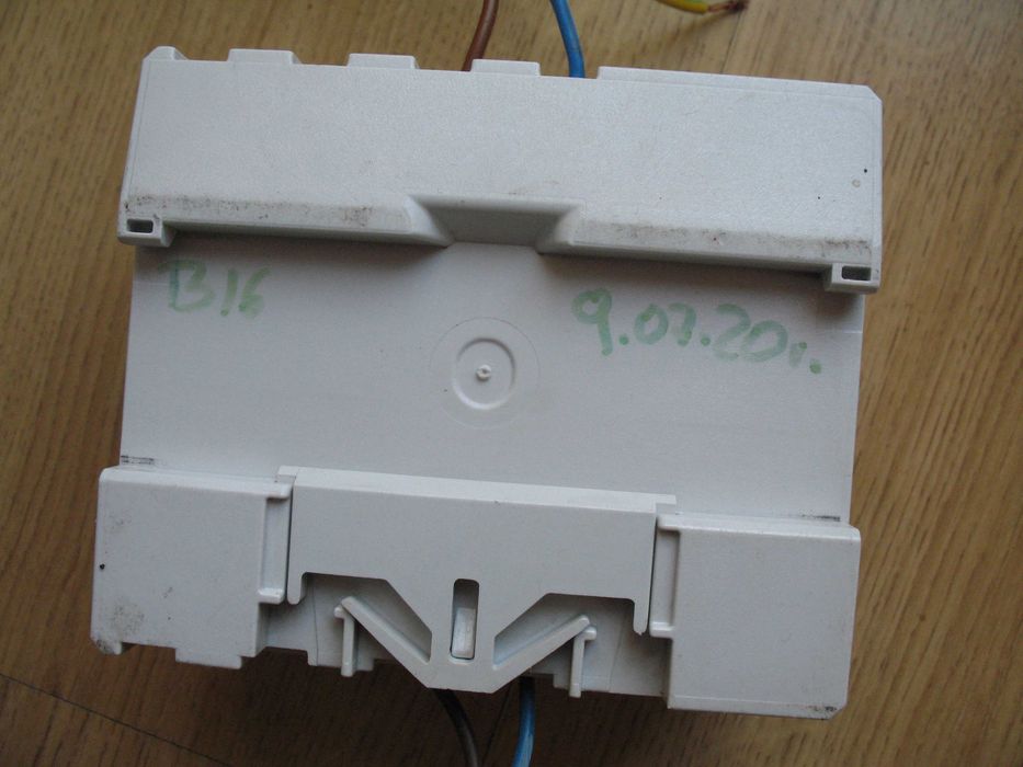 Licznik energii elektrycznej Schrack MGDIZ 380.