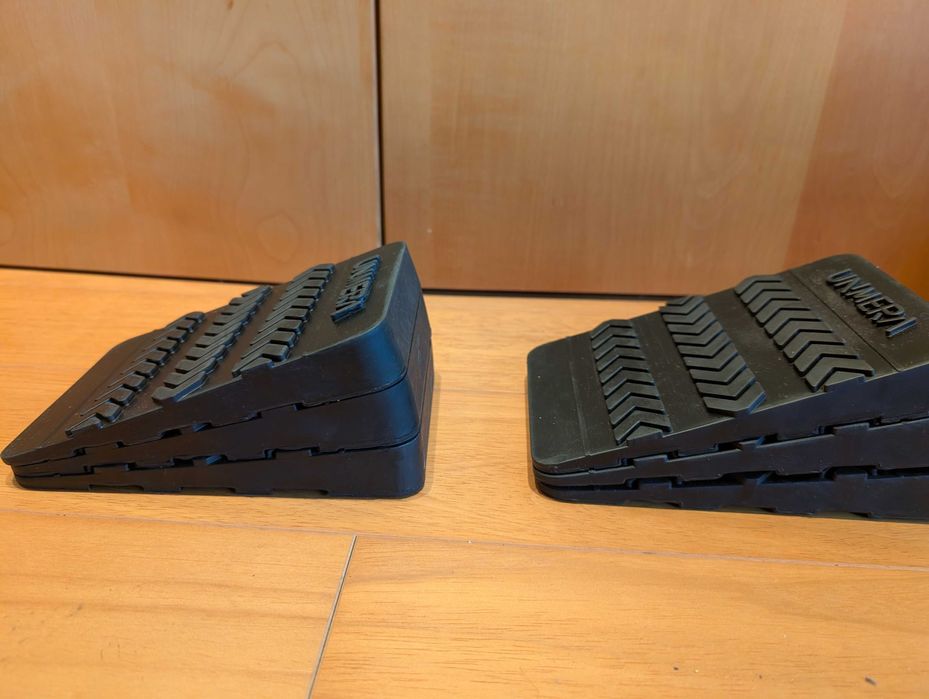 Cunhas de borracha para ginásio - UNMERA