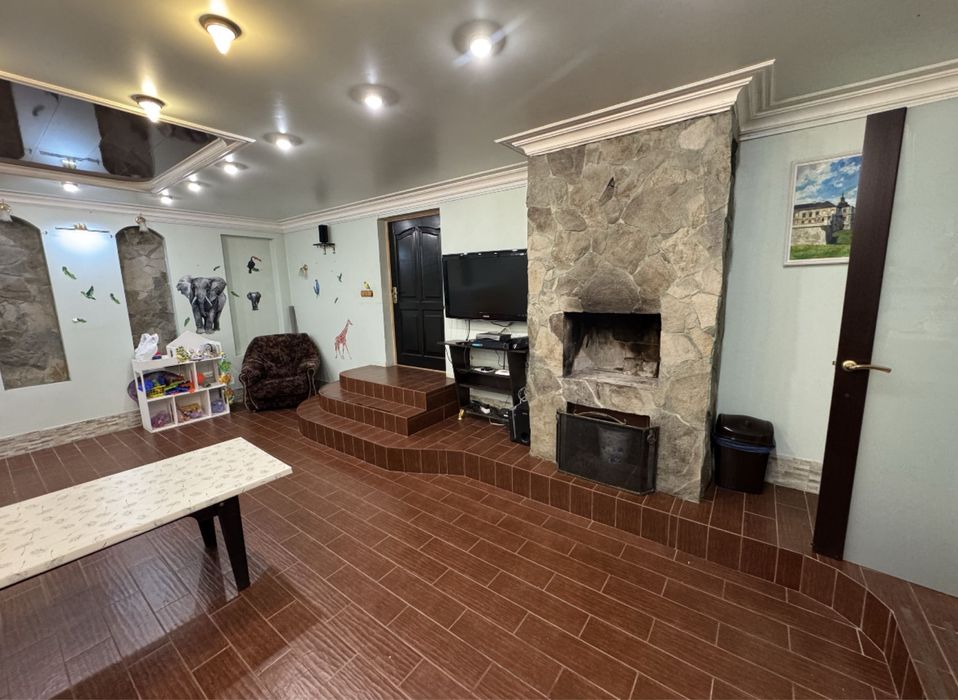 Оренда будинку Софіївська Борщагівка,можна під комерцію,бізнес