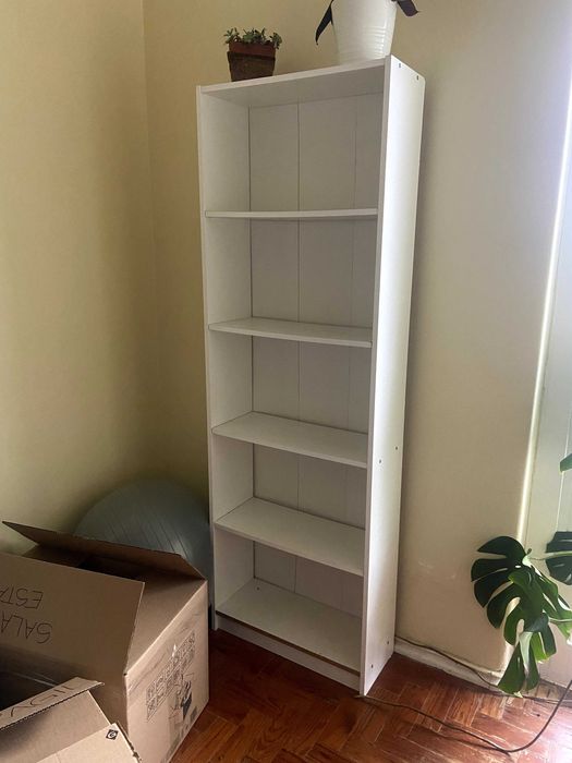 Estante IKEA branco