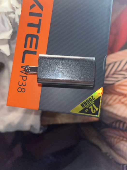 Telemovel oukitel WP38