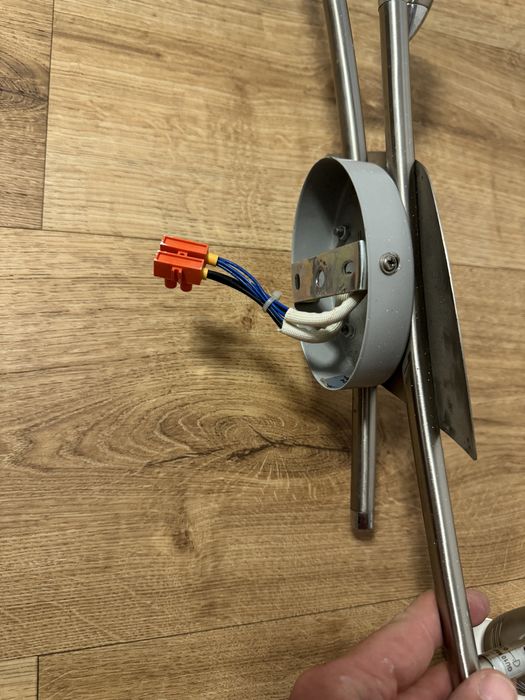 Lampa halogenowa sufitowa