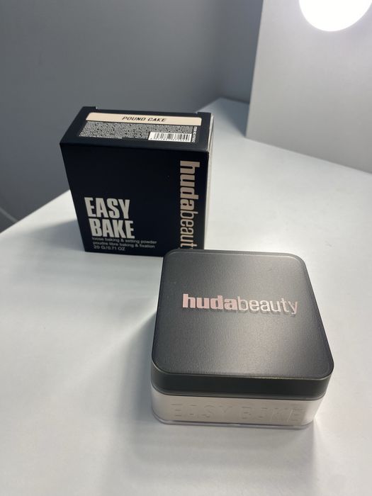 puder huda beauty