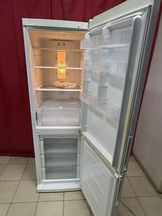 Холодильник LG No Frost 190/60/60