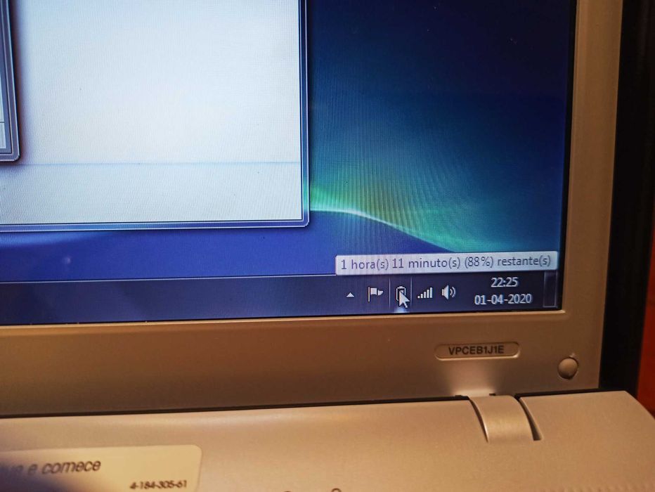 Peças / Teclas Sony Vaio VPCEB1J1E (branco e castanho)64738814154370122