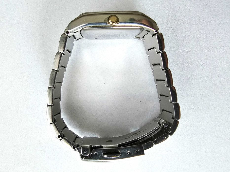 Citizen Solar Classic Sapphire model EP5790-59A zegarek damski