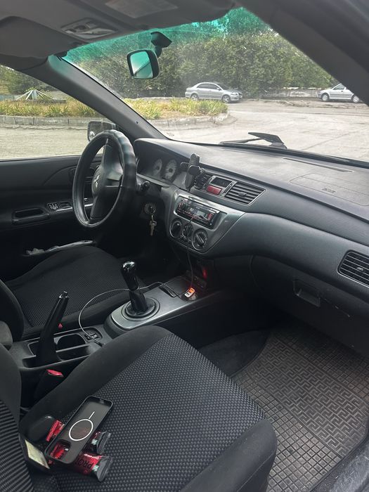 Продаю Mitsubishi Lancer 9